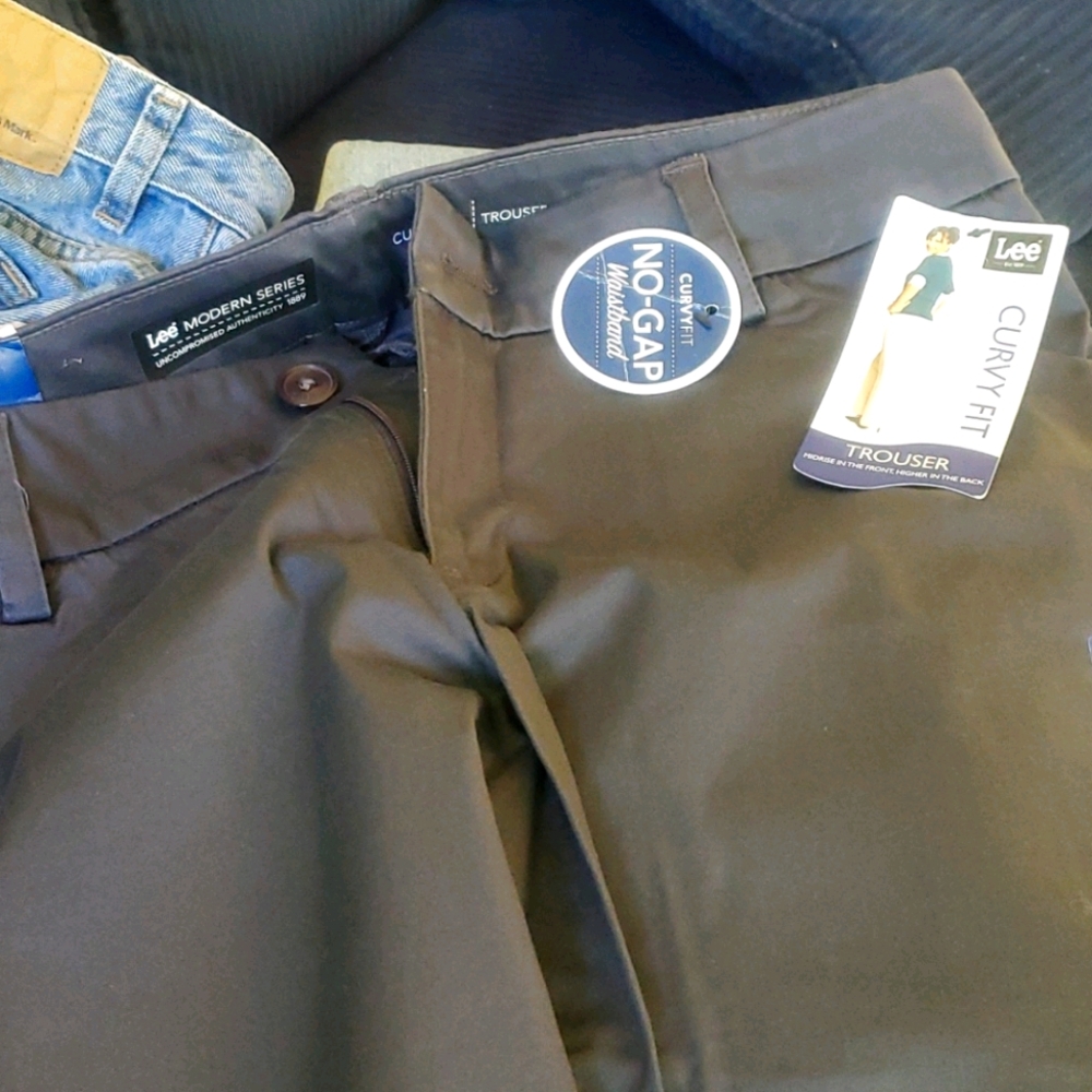 Lee Trouser